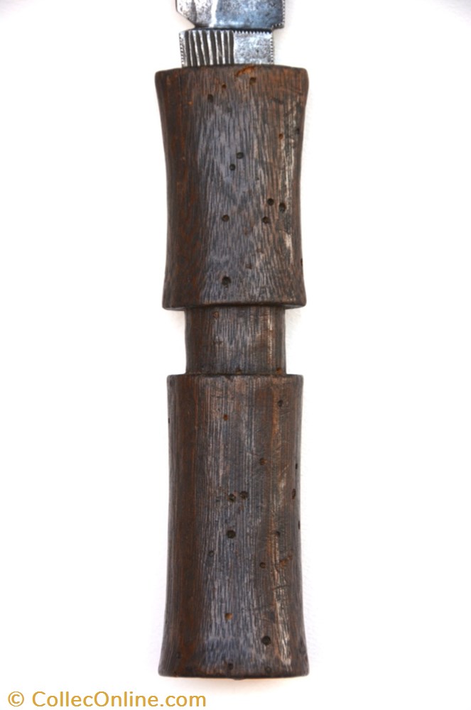 art antiquites africain armes budu 001