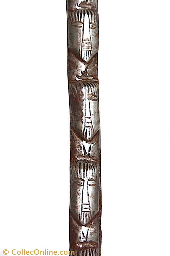 art antiquite africain arme songye nsapo 001