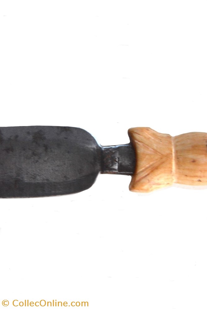 art antiquite africain arme mangbetu 003
