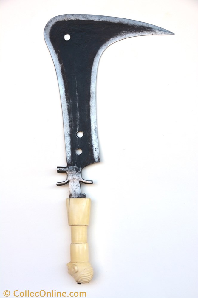 art antiquites africain armes boa 001