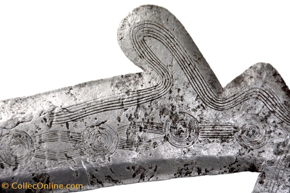 art antiquites africain armes zande vungara 001