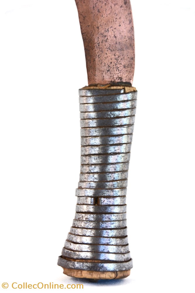 art antiquite africain arme yakoma 001
