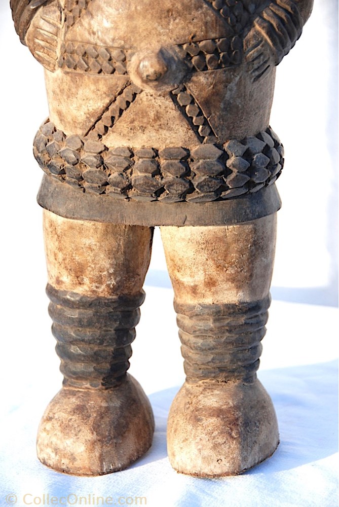 Kuyu 001 5 art antiquite africain statuette kuyu 001