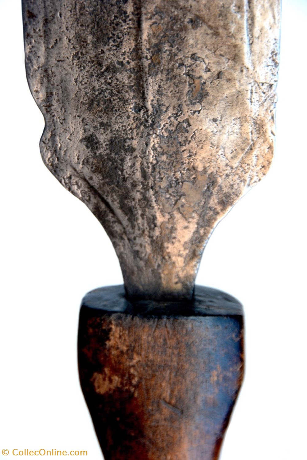 art antiquites africain armes makere baali 001