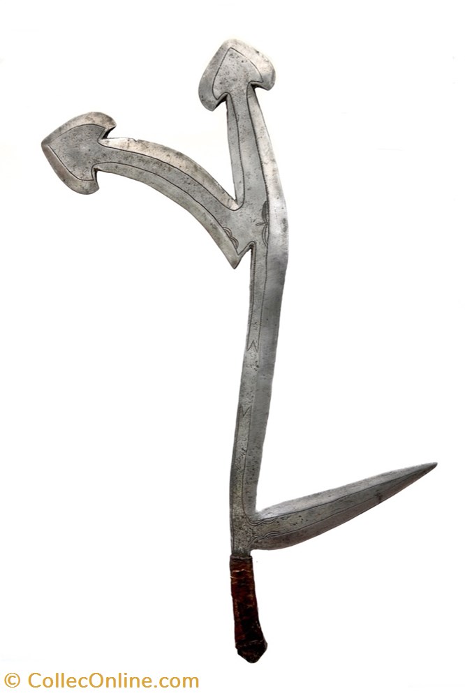 Banda Togbo 002 art antiquites africain armes banda togbo 002