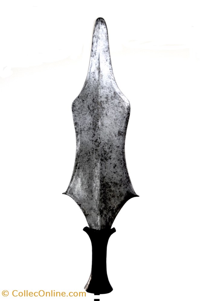 Tétéla 001 art antiquite africain arme tetela 001