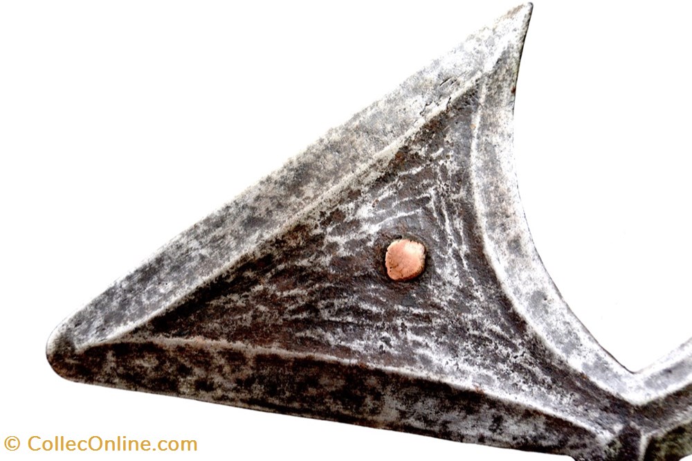 Yangéré-Gbaya 001 2 art antiquites africain armes yangere gbaya 001