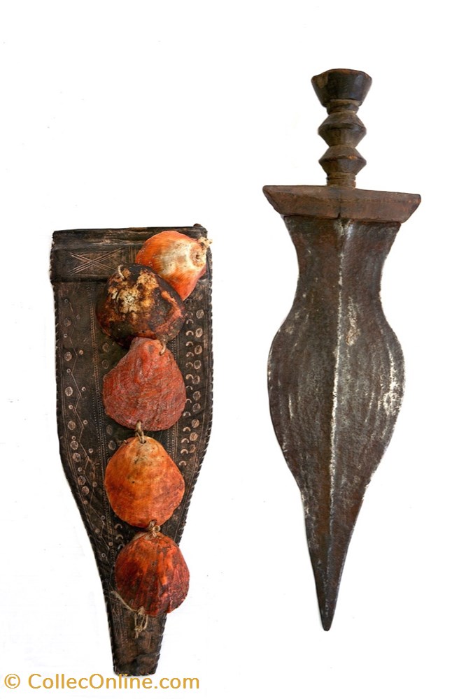 Baoulé 002 art antiquites africain armes baoule 002