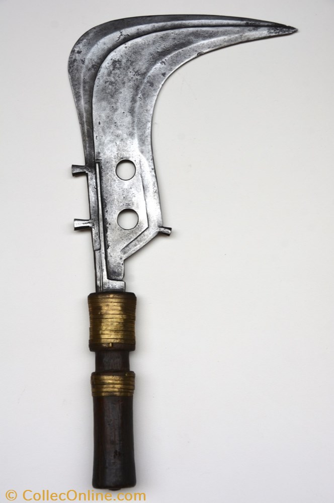 art antiquite africain arme mangbetu 004