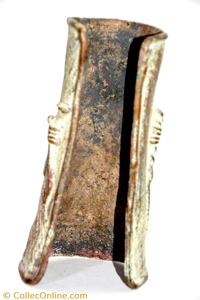 Brassière Bénin 002 5 art antiquite africain bronze brassiere benin 002