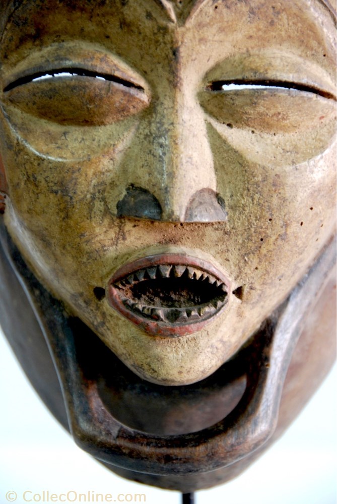 Punu 008 5 art antiquites africain masques punu 008
