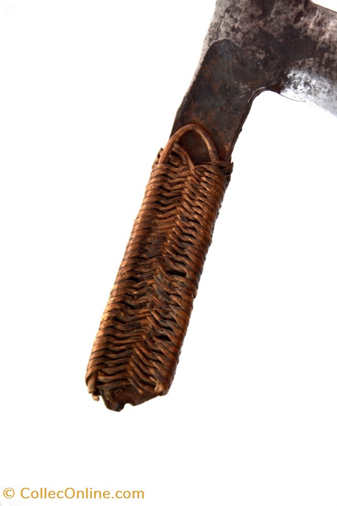 Yangéré-Kaka 002 5 art antiquites africain armes yangere kaka 002