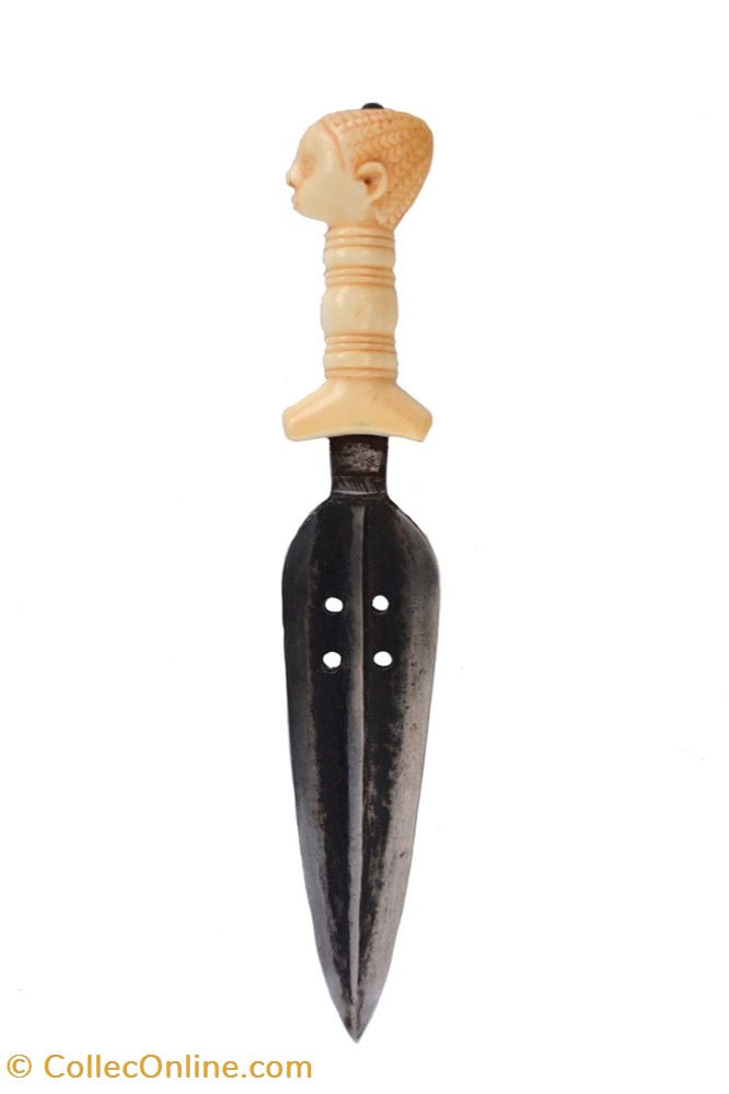 art antiquite africain arme mangbetu 005