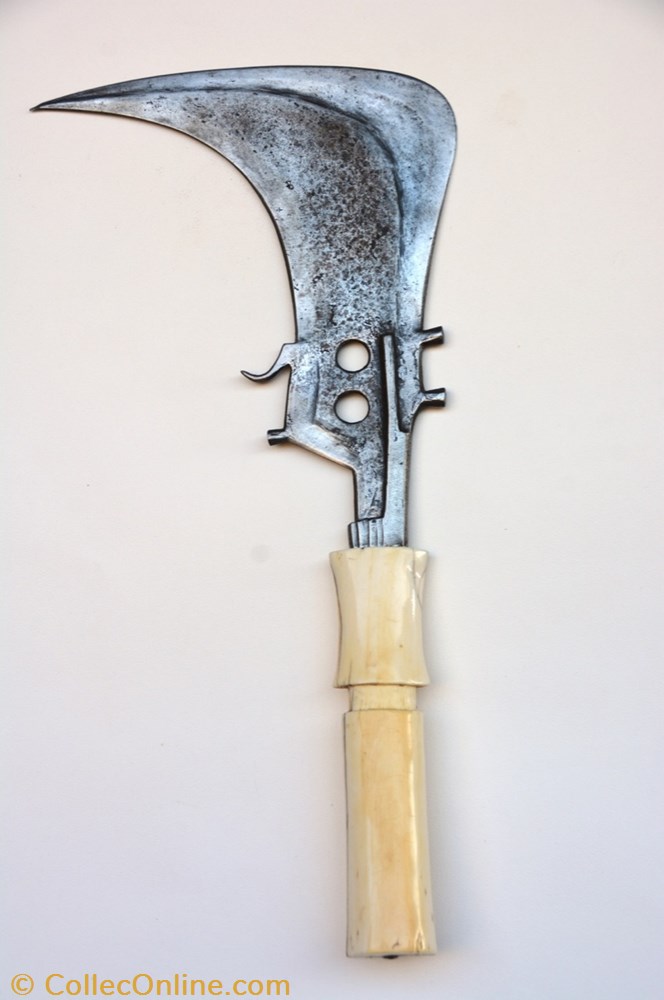 art antiquite africain arme mangbetu ivoire 006