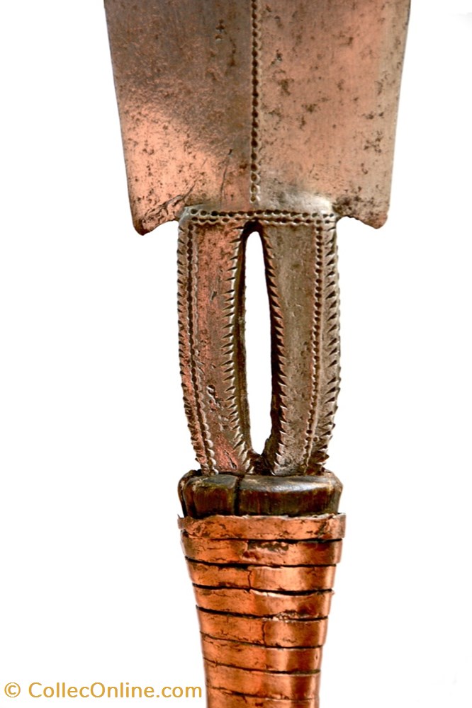 Yakoma Basakpwa 006 3 art antiquite africain arme yakoma basakpwa 006
