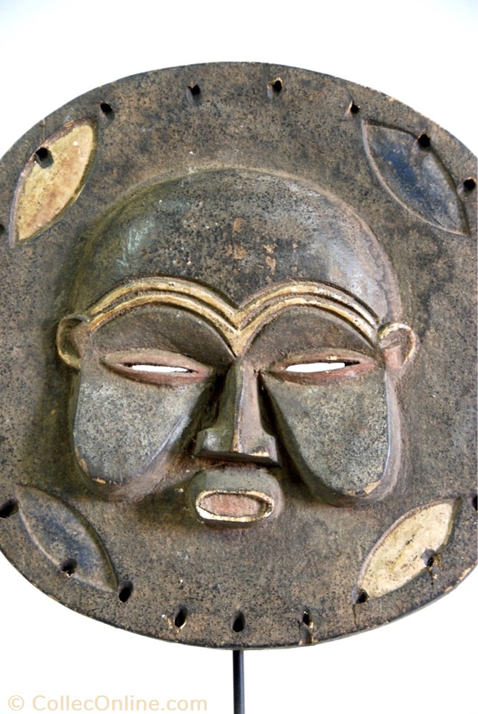 Suku 002 3 art antiquite africain masque suku 002