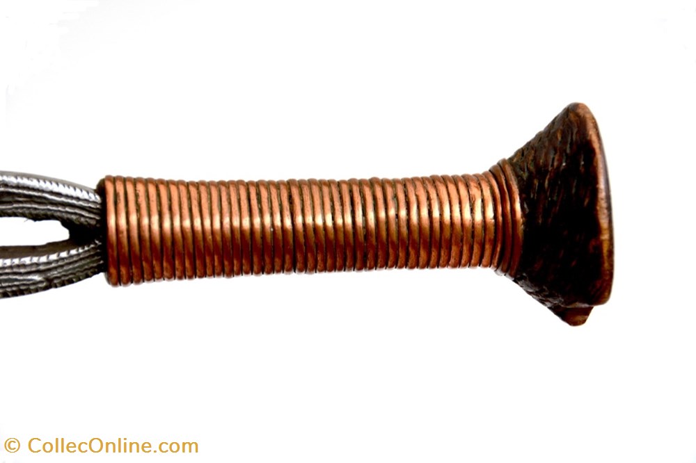 art antiquite africain arme yakoma basakpwa 011