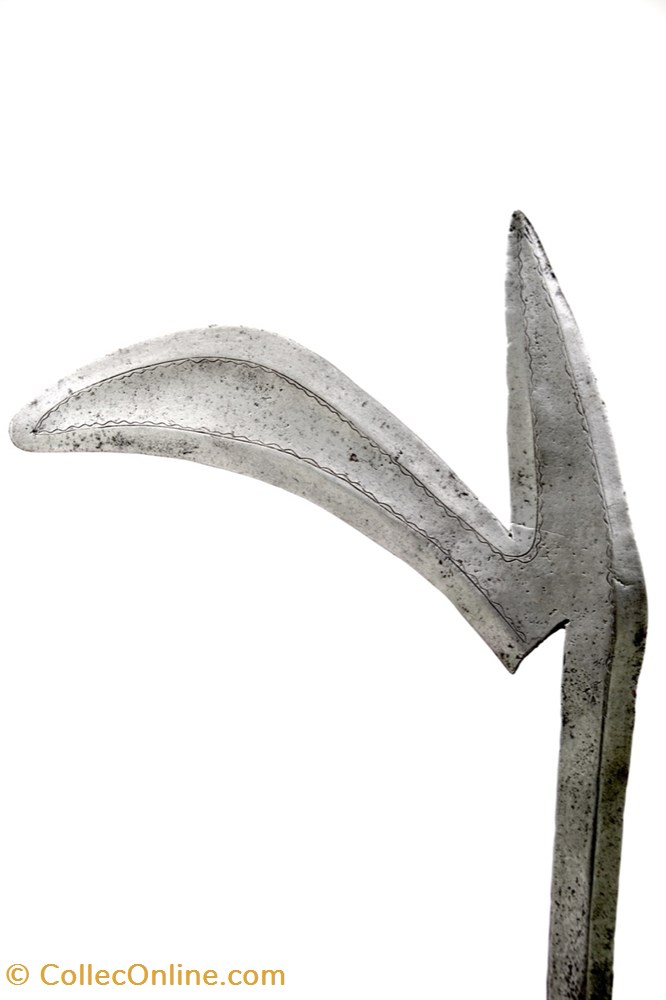 Banda 006 2 art antiquites africain armes banda 006
