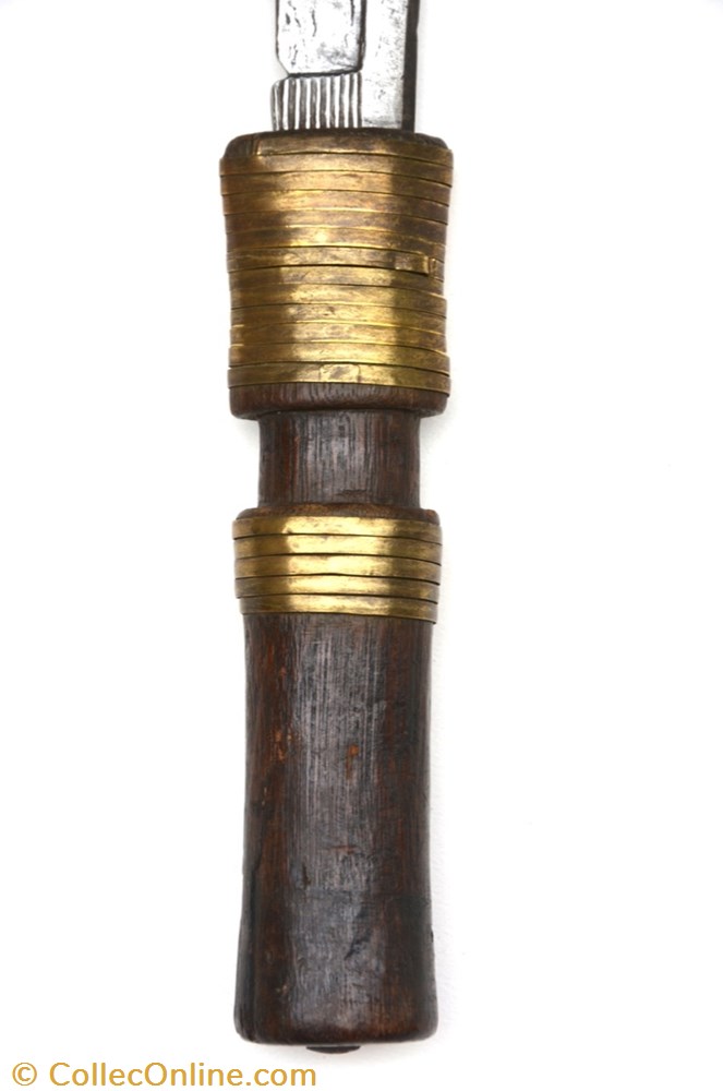 art antiquite africain arme mangbetu 004