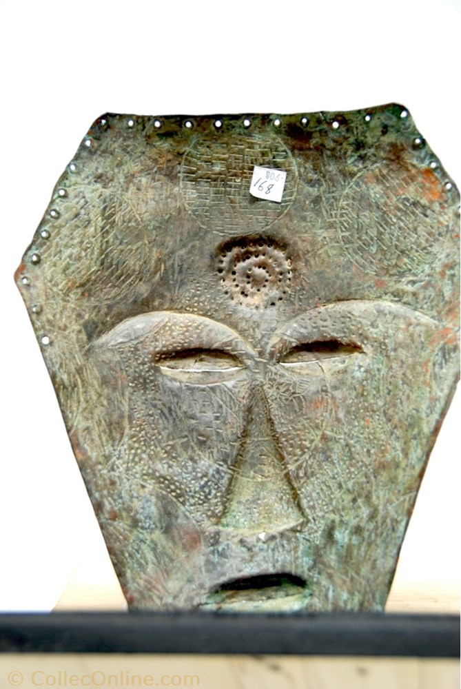 Bembé 001 5 art antiquites africain masques bembe 001