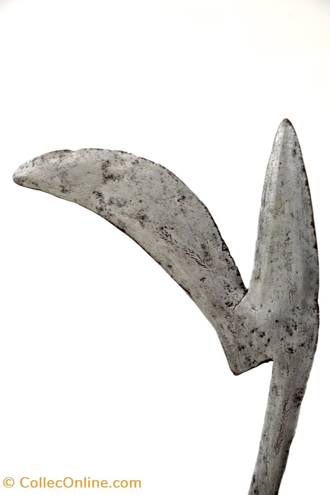 Banda 005 2 art antiquites africain armes banda 005
