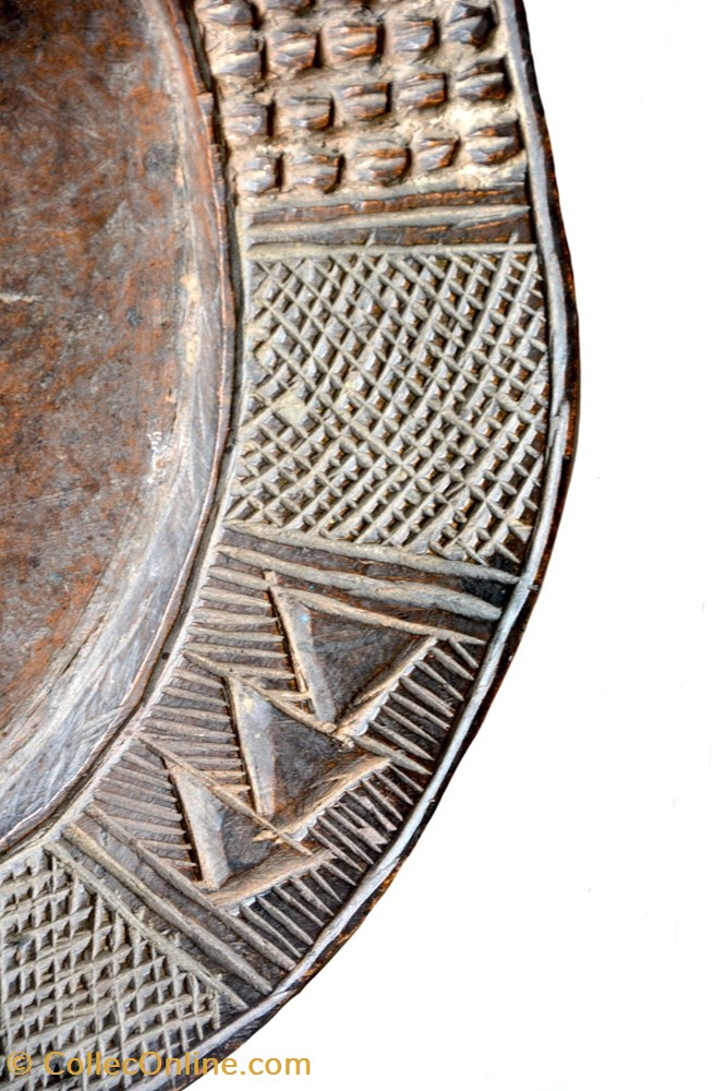 art antiquites africain plateau a divination yorouba 001 sold