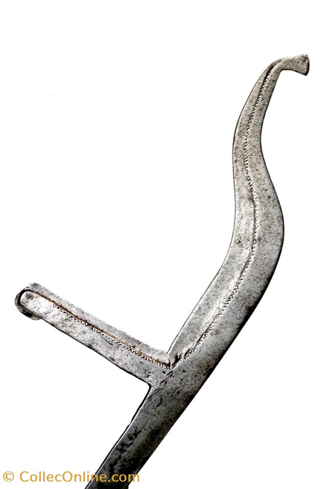 art antiquites africain armes laka ngambaye 002