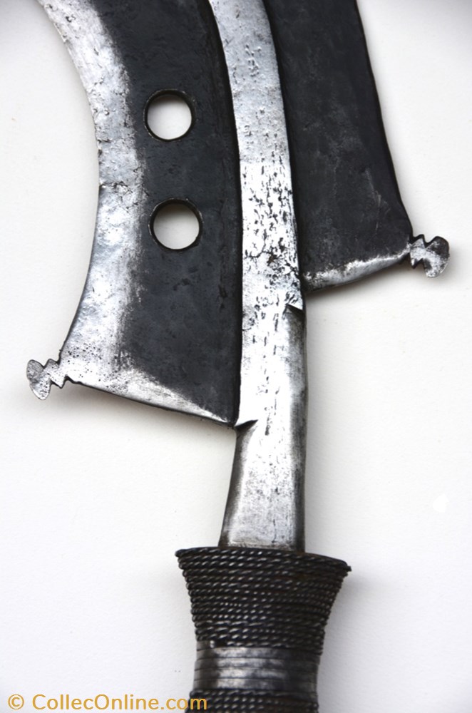 Mangbetu* 006 3 art antiquite africain arme mangbetu 006