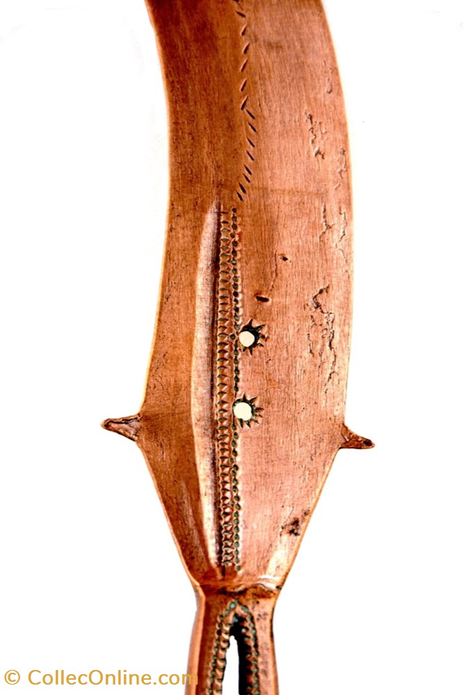 art antiquites africain armes yakoma ngondi 007