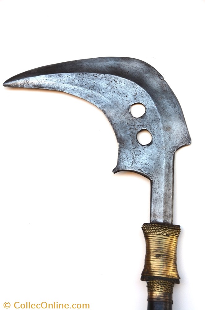 Momvu 002 2 art antiquite africain arme momvu 002