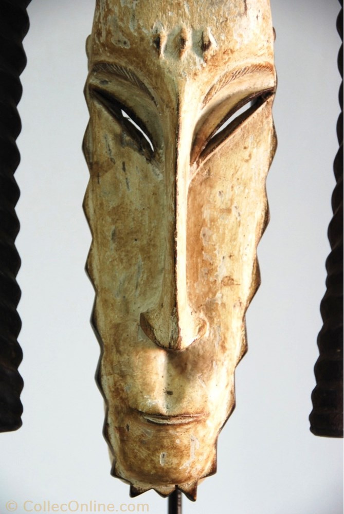Kwélé 001 3 art antiquite africain masque kwele 001