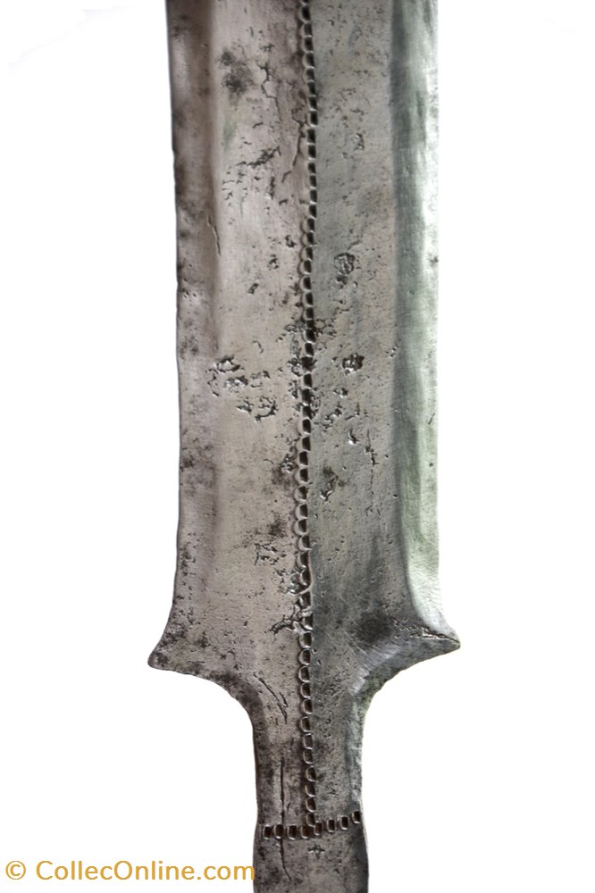 Yakoma Ngondi 009 2 art antiquite africain arme yakoma ngondi 009