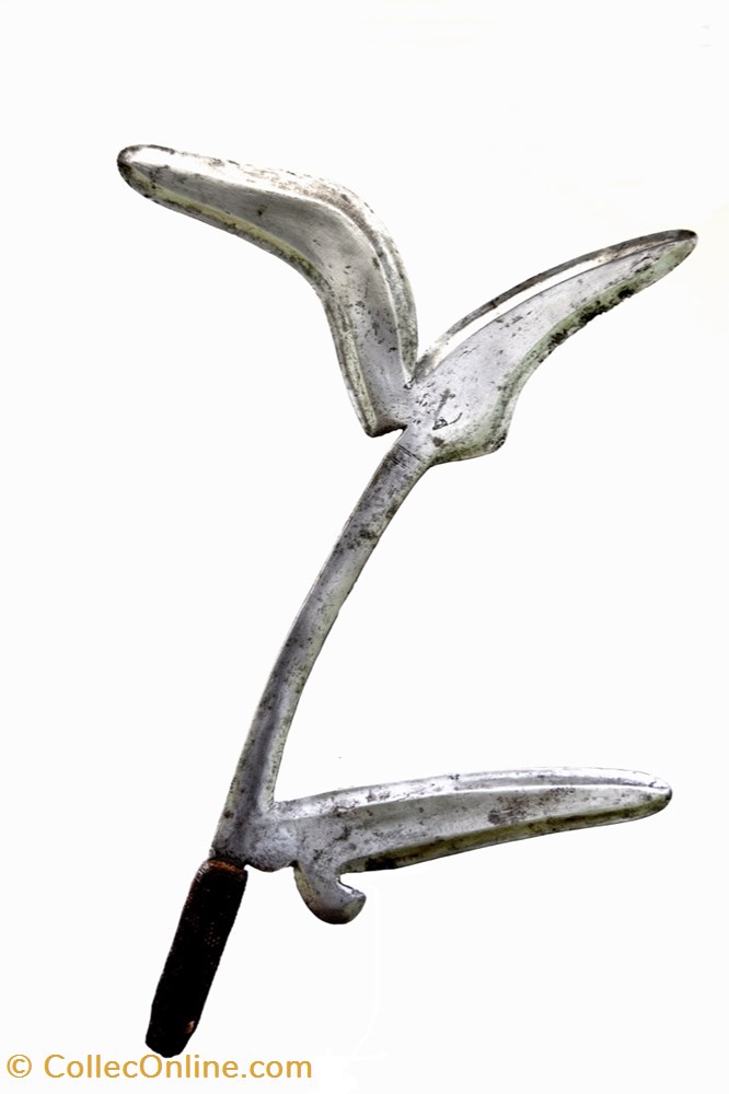 art antiquites africain armes zande bandia 001