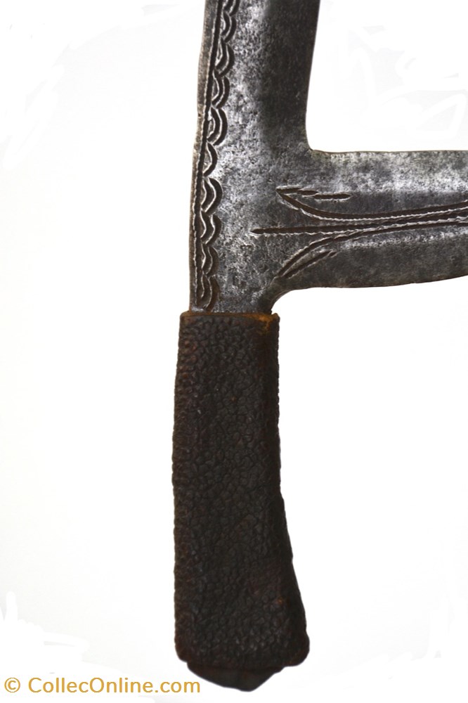 art antiquites africain armes banda 007