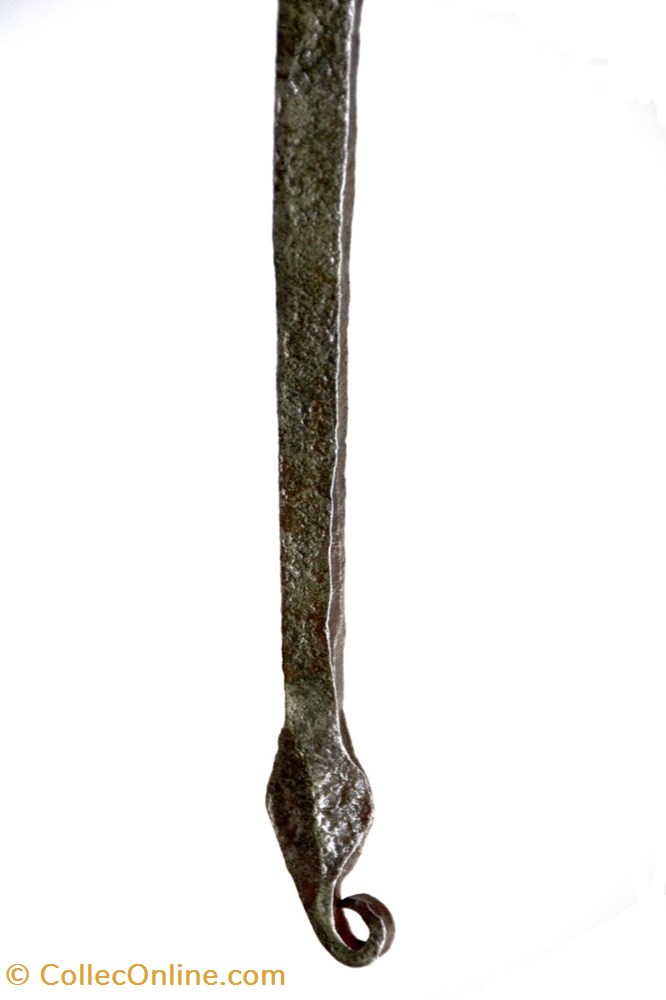 Matakam 002 5 art antiquites africain armes matakam 002