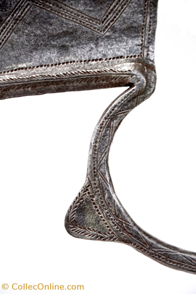 Dadiya 003 4 art antiquite africain arme dadiya 003