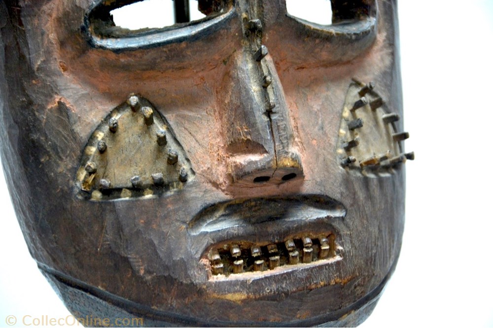 art antiquites africain masques zande 001 sold