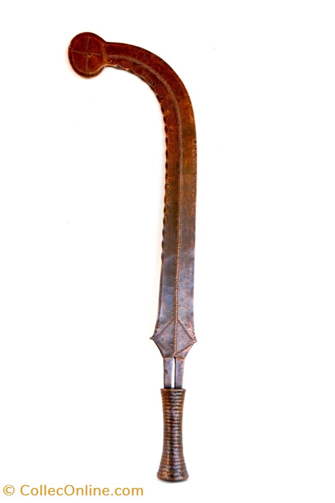 Yakoma disque Ngondi 003 art antiquite africain arme yakoma disque ngondi 003