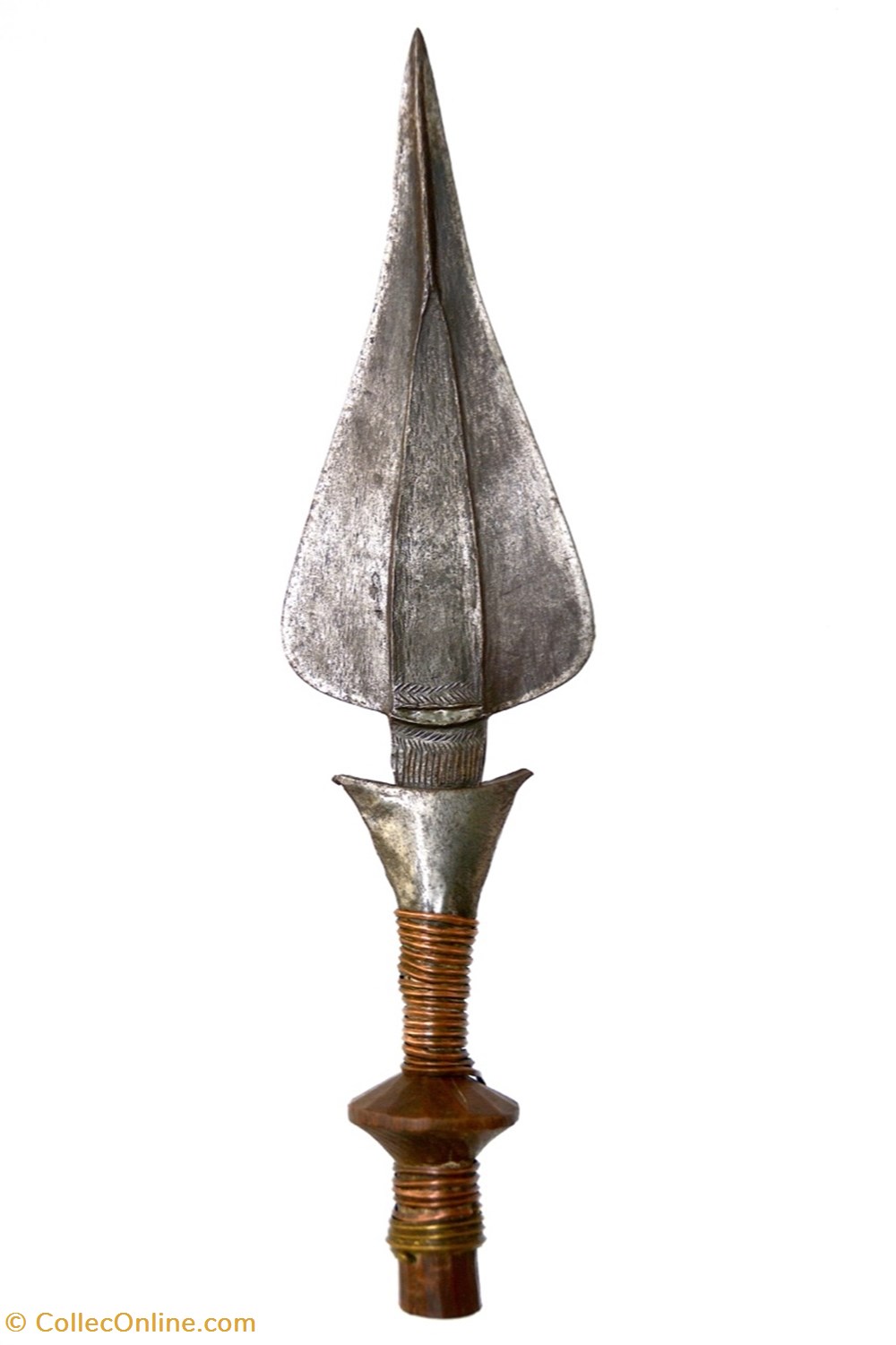 Saka-Ngandu 003 art antiquites africain armes saka ngandu 003