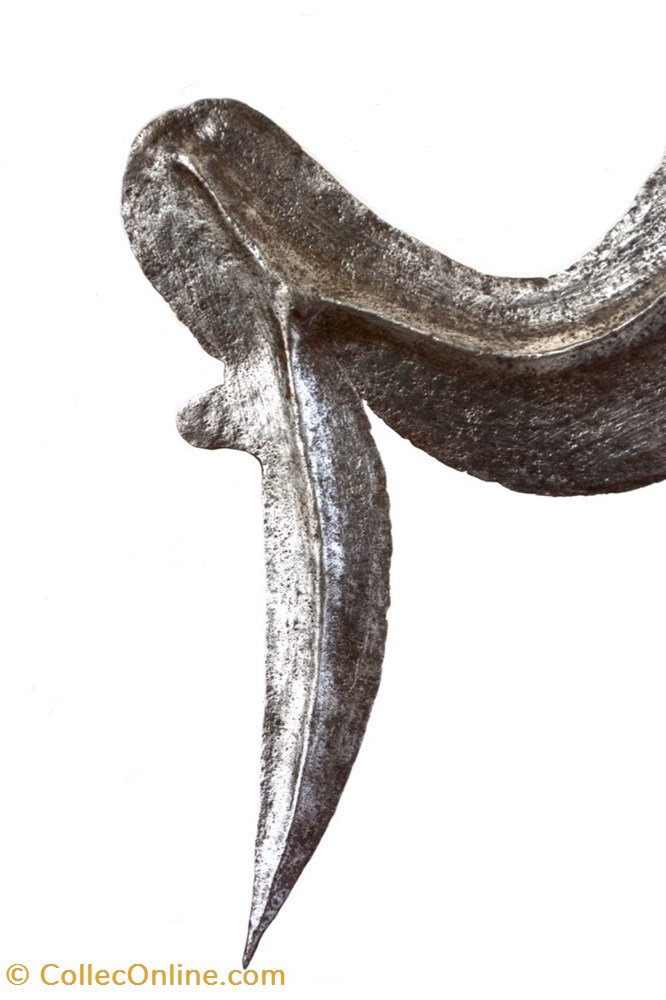 Teda 006 3 art antiquites africain armes teda 006