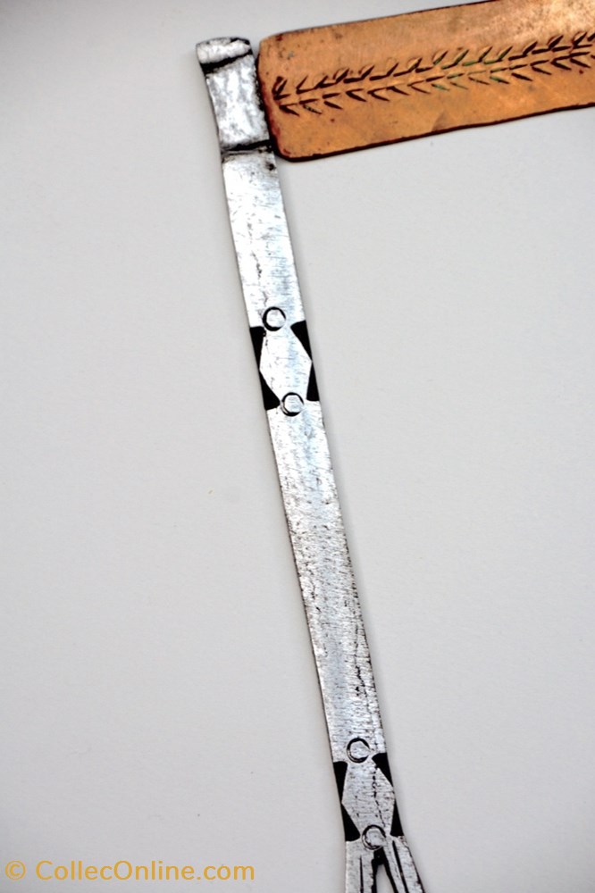 art antiquite africain arme yakoma 005