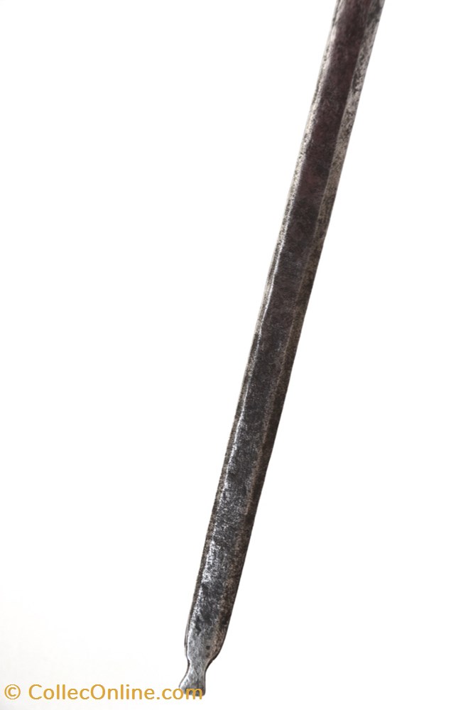 art antiquites africain armes laka marba 002