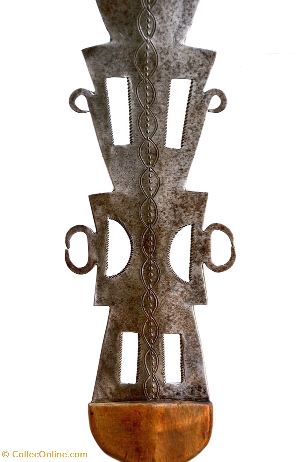 Ekonda C 006 4 art antiquites africain armes ekonda c 006