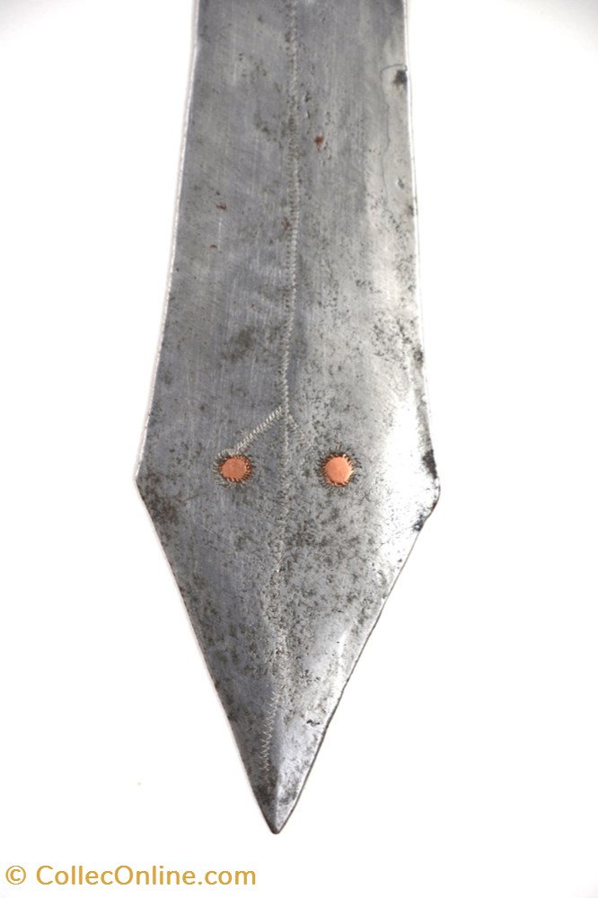 Pendé 001 2 art antiquite africain arme pende 001