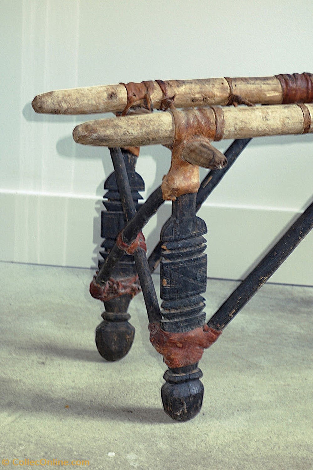 art antiquites africain touareg piquet de bat 002
