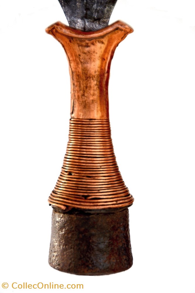 Mbole 001 5 art antiquite africain arme mbole 001