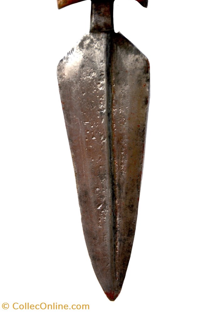 Mangbetu 001 3 art antiquite africain arme mangbetu 001