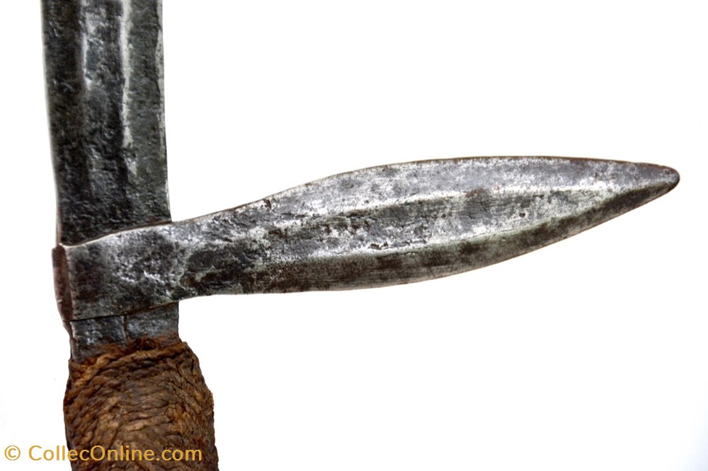 Yangéré-Gbaya 001 5 art antiquites africain armes yangere gbaya 001