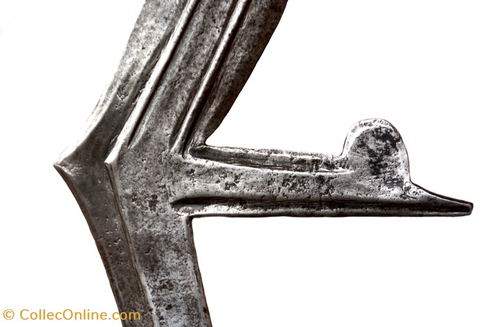 art antiquites africain armes gbaya maka 001