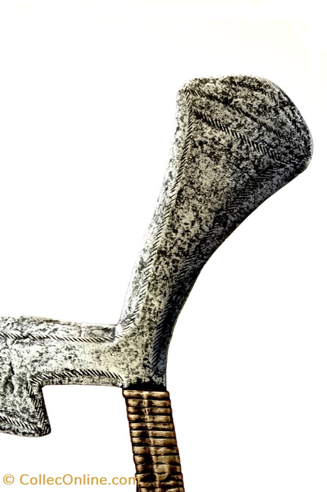 art antiquites africain armes ngombe 001
